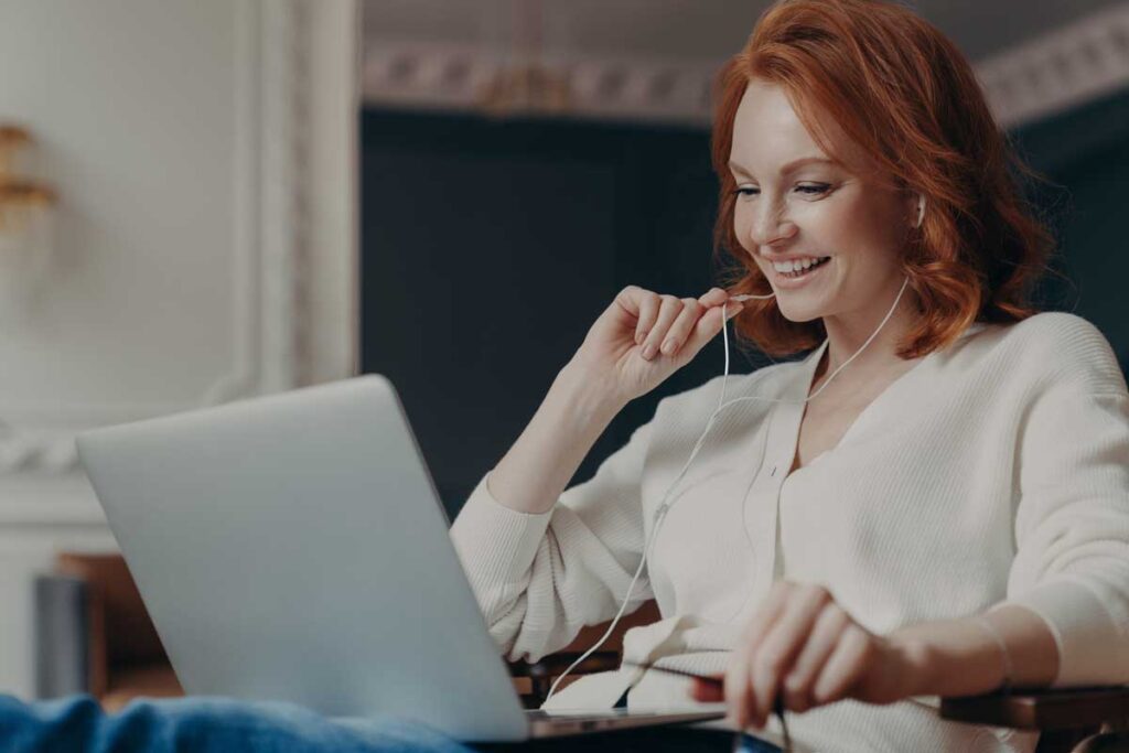 Women watching an online